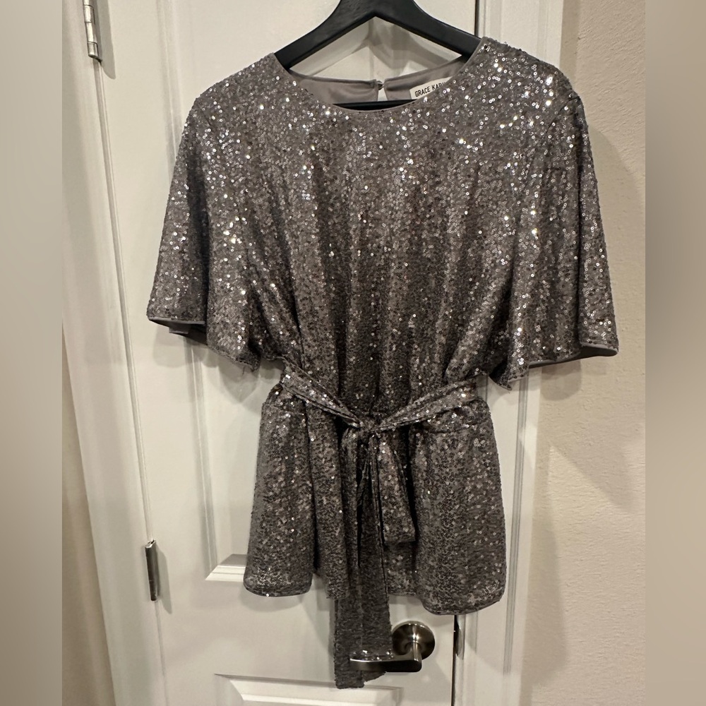 Grace Karin Women’s Sequined Belted Top